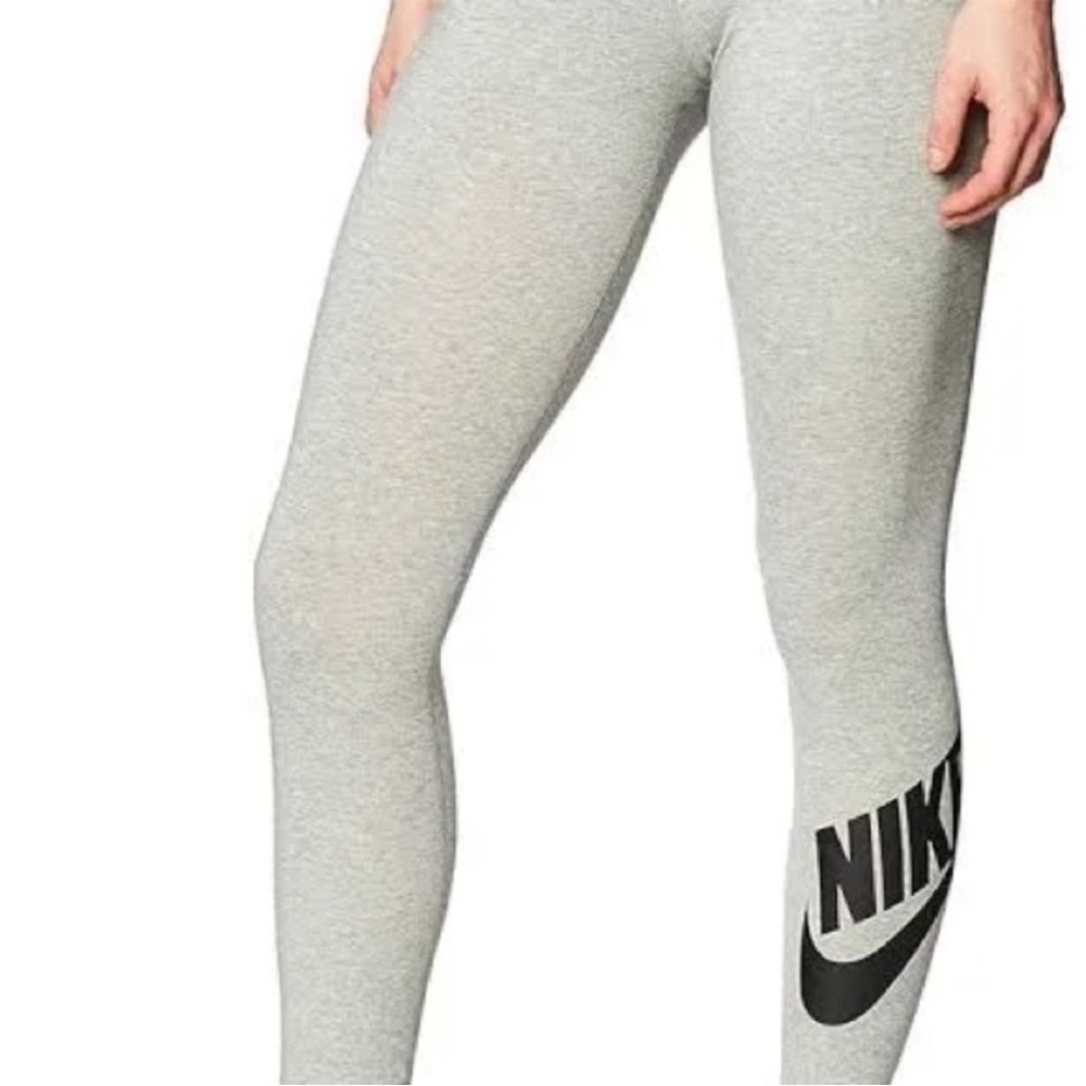 Nike Heather Gray Leggings